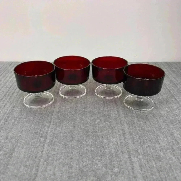 🟢 2/$25 ~ Ruby Red Sherbet Dessert clear stems ‎glasses France set of 4 - Picture 1 of 8